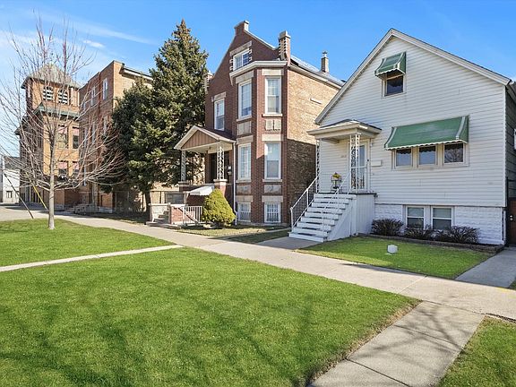 3rd image of 3017 S 49th Ave