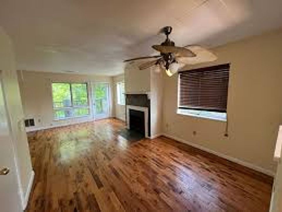 2nd image of 1423 Quinnipiac Ave Unit 702