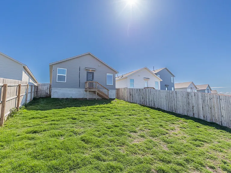 3651 Millbrook Way — Photo 27