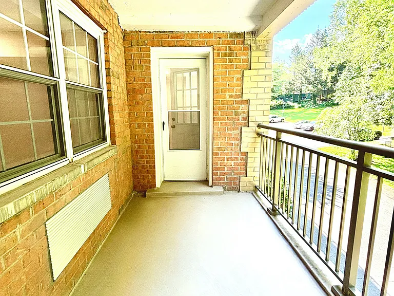 The Chalet Apartments — Photo 51