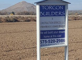 1442 Del Rio Dr, Las Cruces, NM 88007