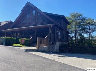 737 Golf View Blvd, Pigeon Forge, TN 37863