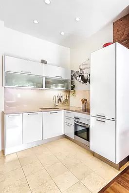 3rd image of 354 W 23rd St APT 2B
