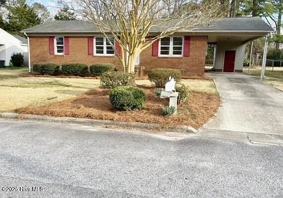 211 Nichols Dr