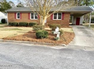 211 Nichols Dr, Greenville, NC 27858