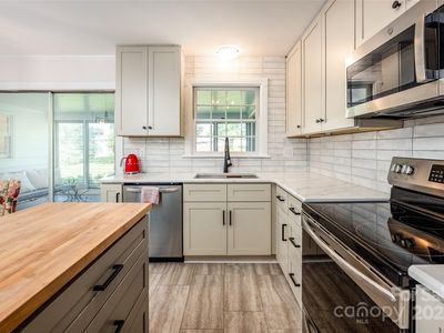 925 Henkel Rd, Statesville, NC, 28677