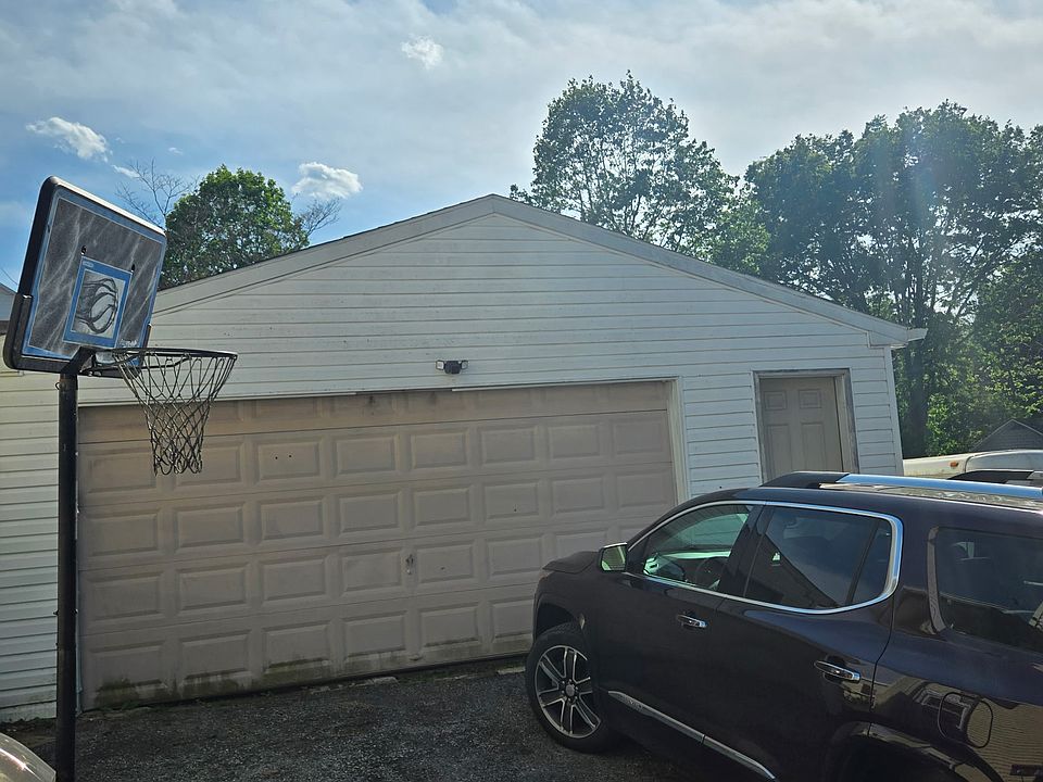 1st image of 14 S Landvale St