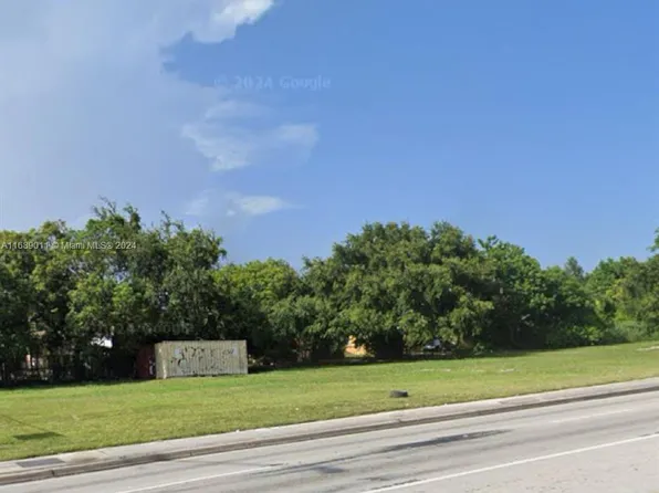 2065 NW 54th St, Miami, FL 33142