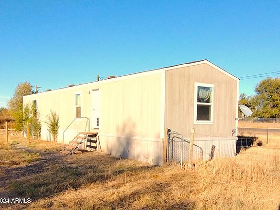 2nd image of 150 N 2nd Street E