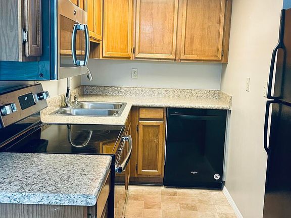 3rd image of 8888 N 47th Ave APT 125