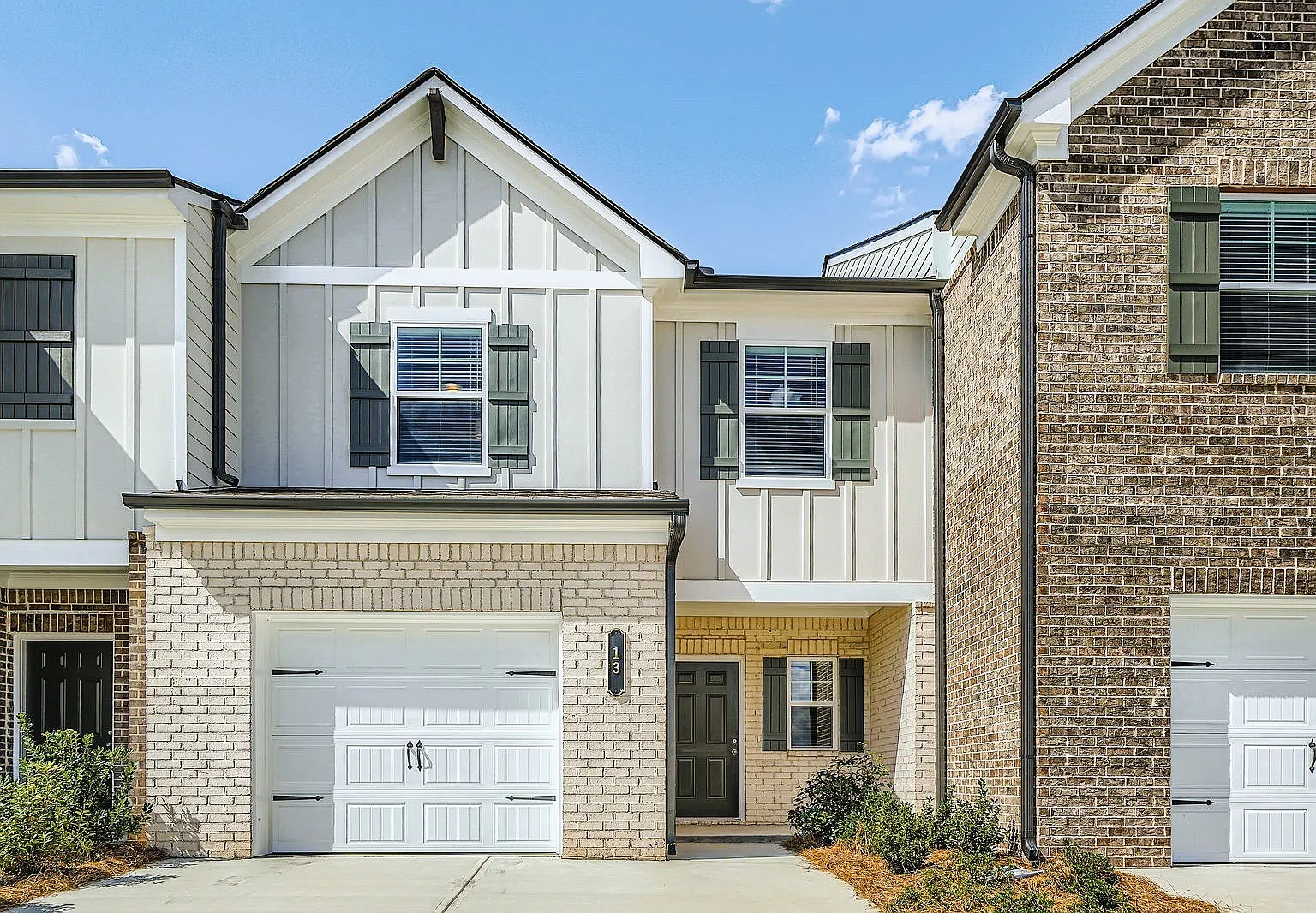11 Pyrus Ln, Auburn, GA — Photo 1