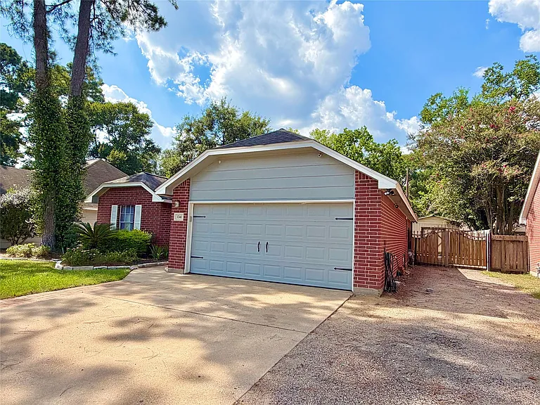 1741 Fay Dr — Photo 31