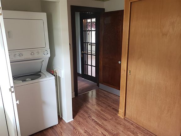 4th image of 509 W Minckler St