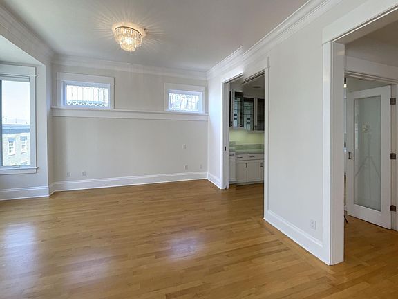 3rd image of 25 Pleasant St #25