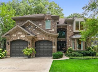 1351 Stratford Rd, Deerfield, IL 60015