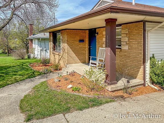 4th image of 1450 Valley Ave NW