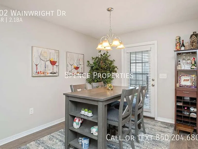 202 Wainwright Dr — Photo 15