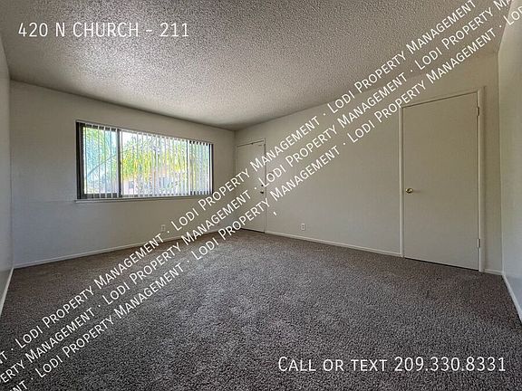 5th image of 420 N Church St APT 211