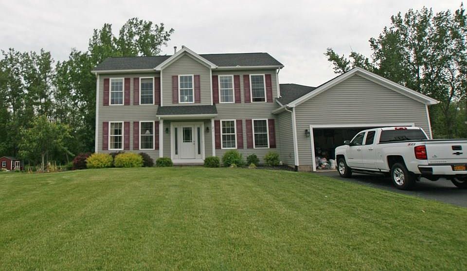 1st image of 21 Country Creek Ln