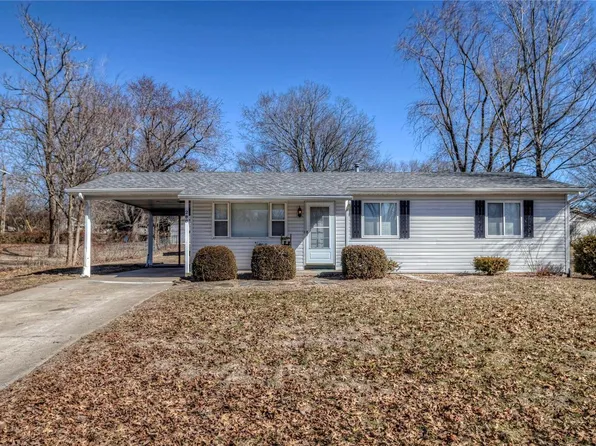 208 Midland Dr, Wright City, MO 63390