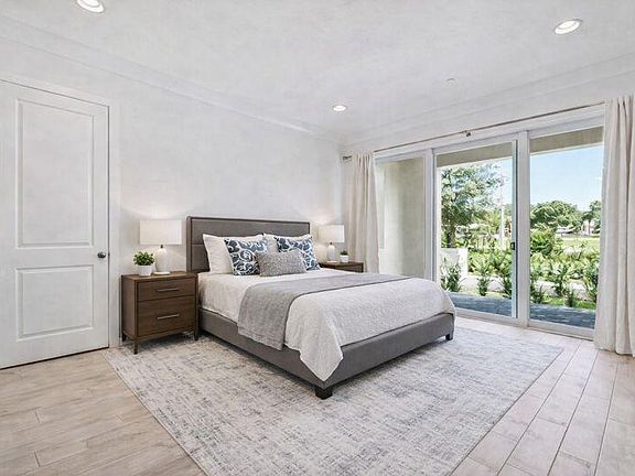3rd image of 12544 Gross Pointe Drive