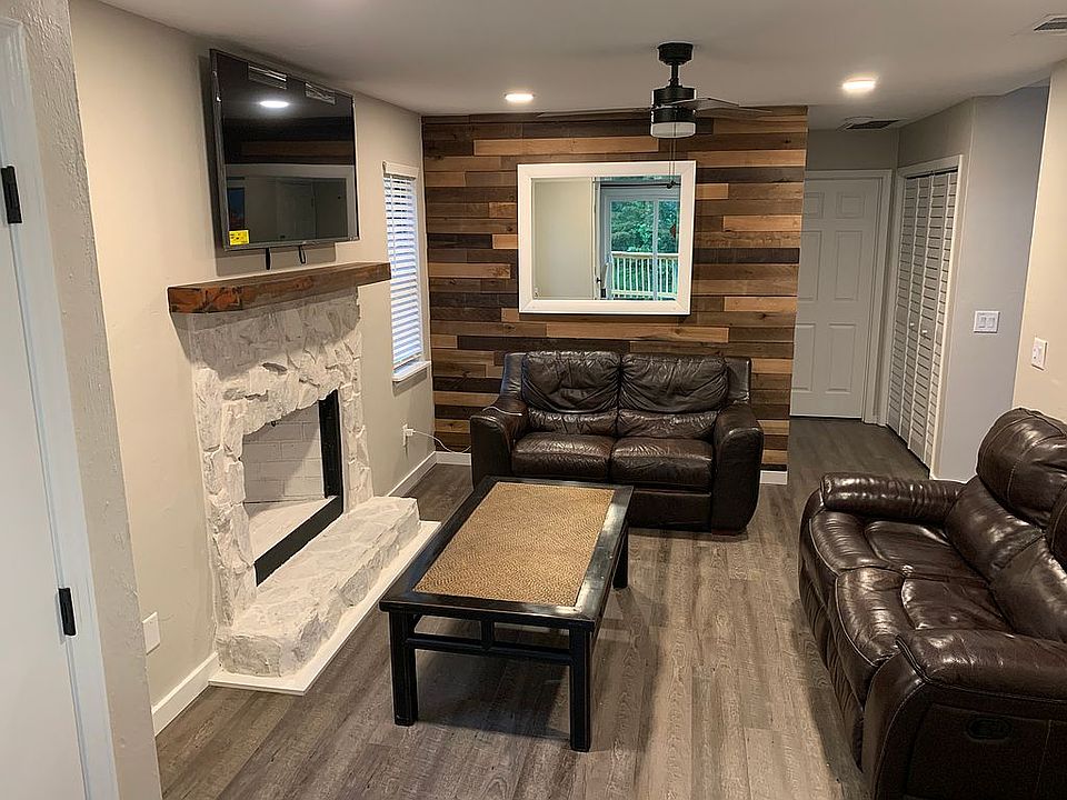 1st image of 427 Indian Village Trl