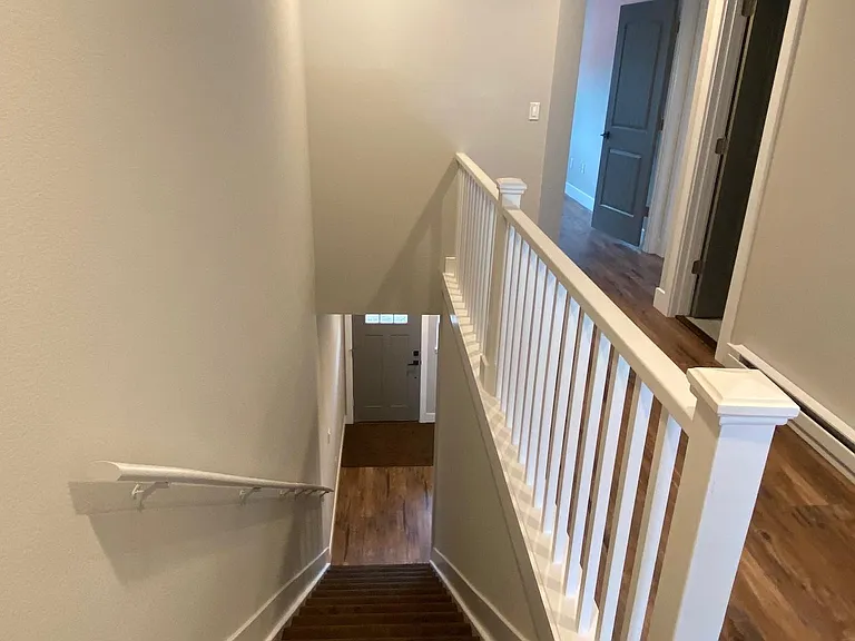 520 W 4th St — Photo 9