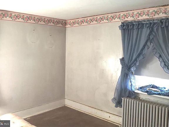 5th image of 174 Fernwood Rd