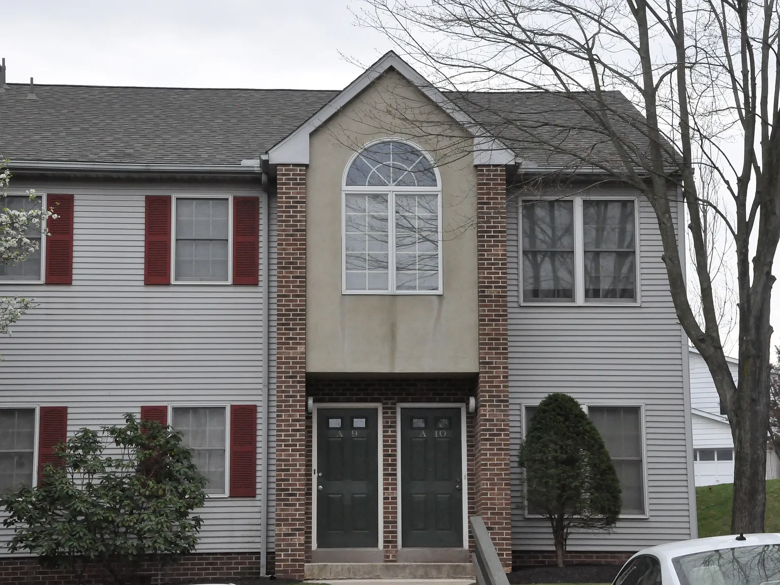 3 bed, $1,850 — Photo 1