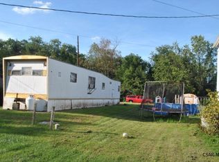 321 Hoover St, Seward, PA 15954
