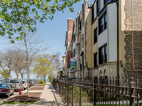 4th image of 1101 W Columbia Ave #306