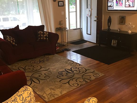 4th image of 47686 Winthrop St