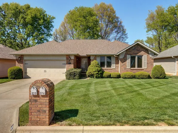925 W Woodland Street, Springfield, MO 65807