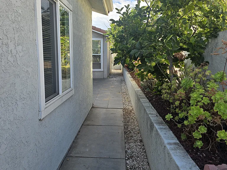 2010 W San Marcos Blvd — Photo 4