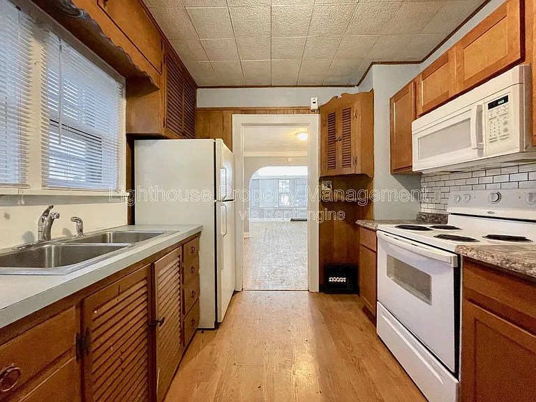 1183 Emerson Ave — Photo 11