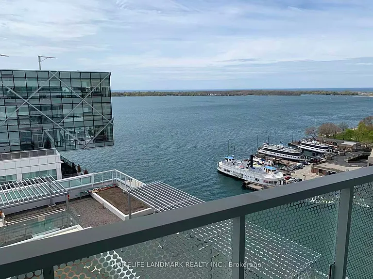 15 Queens Quay E #1502 — Photo 6
