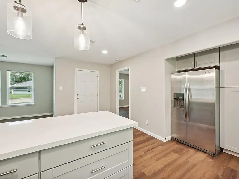 317 Redwood St — Photo 14