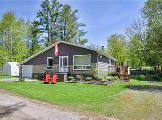 1018 S Sunny Crest Rd, Town Of Gravenhurst, ON P0E 1G0