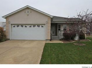 2700 Poplar St, Highland, IL 62249