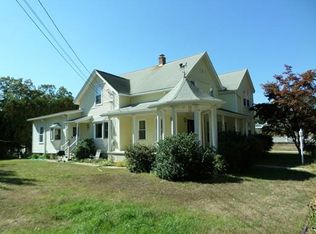 80 Champlain Ave, Blackstone, MA 01504