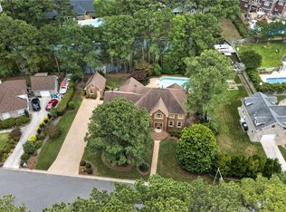808 Costa Grande Dr, Virginia Beach, VA 23456