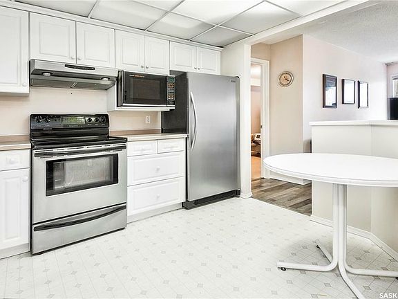 5th image of 3590 4th Ave W #210