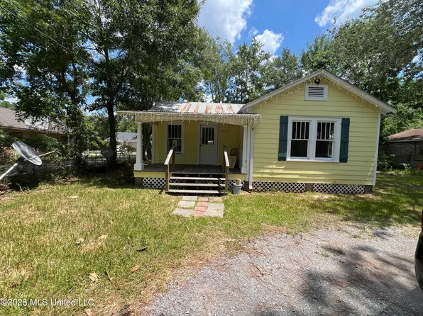 353 Seal Ave, Long Beach, MS 39560