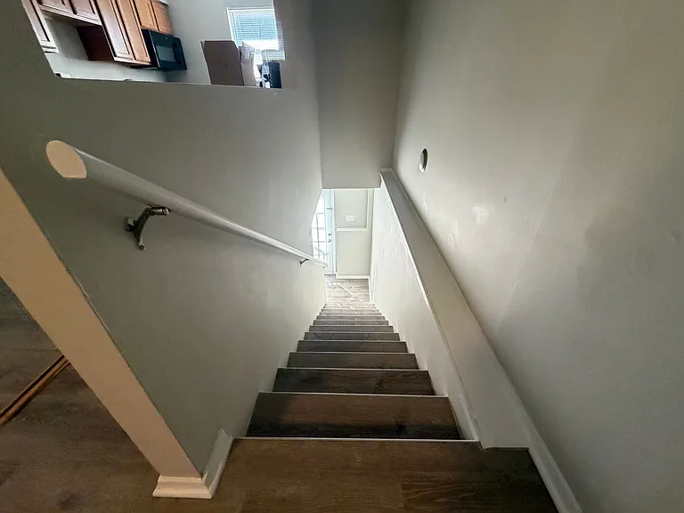 203 Wheaton Ct — Photo 11