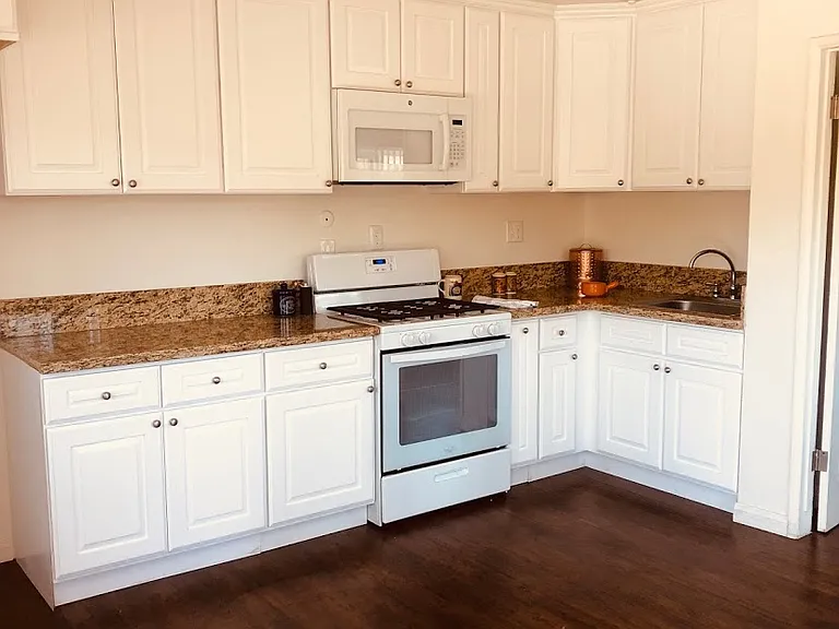 1880 Bishop Ln #2 — Photo 1