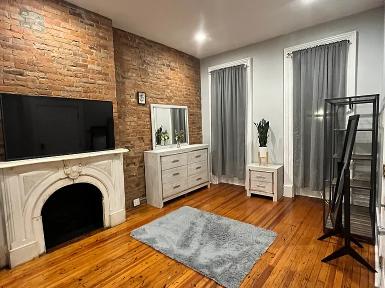 294 Lark St #1 — Photo 15