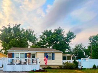 121 Bar Harbor Rd, Pasadena, MD 21122