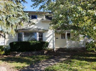 624 South Ave, Sycamore, IL 60178