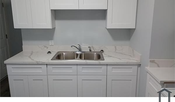2nd image of 406 N 43rd St