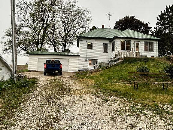 2nd image of 5078 330th St